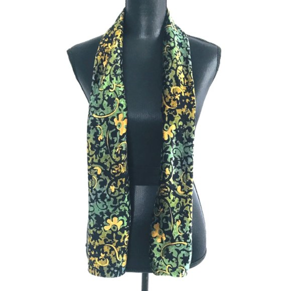 Accessories - 🌼 🌻 🌸 Beautiful Green, Gold & Black Velour Scarf